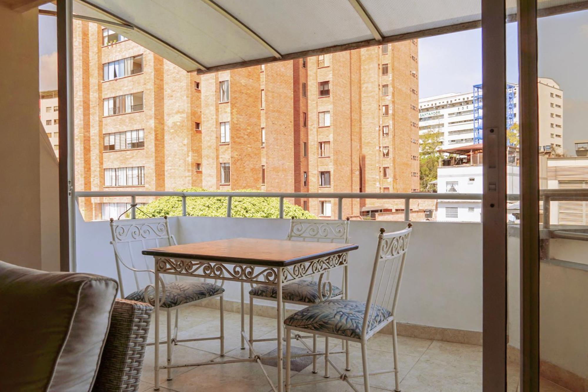 Riviera Plaza